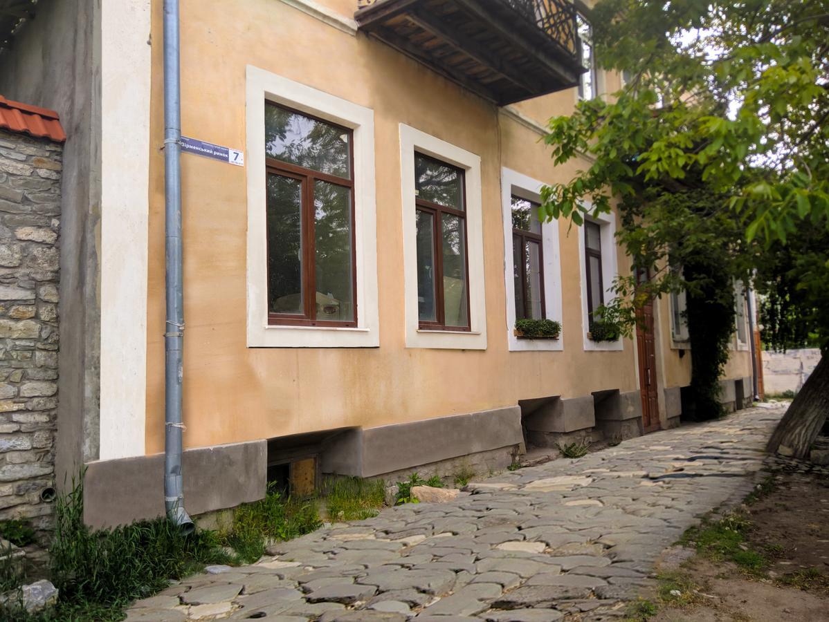 Overture Studio Kamianets-Podilsky Extérieur photo